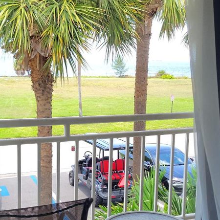 Manatee, Studio202, Beach Steps Away! Pool+Wifi Ruskin Exterior photo